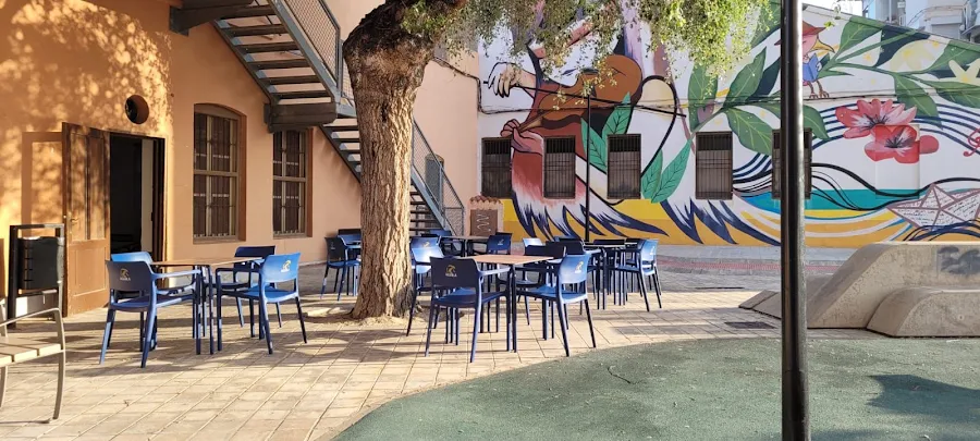 Fachada Biblioteca Museros